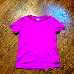 Under Armour heat gear shirt - medium